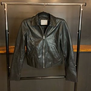 Everlane XS modern leather jacket!
